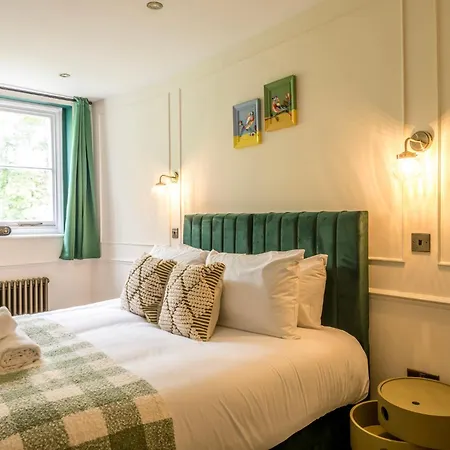 Caledonia Place With Parking By Prescott Apartment