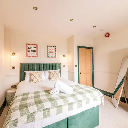 Apartment Caledonia Place With Parking By Prescott *